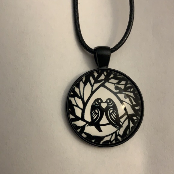 🖤 Black & White “Love Birds” Handmade Mandala Cabochon Pendant Necklace - Picture 4 of 6